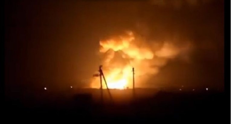 VIDEO Eksplodiralo golemo skladište streljiva u Ukrajini, 20 tisuća evakuiranih