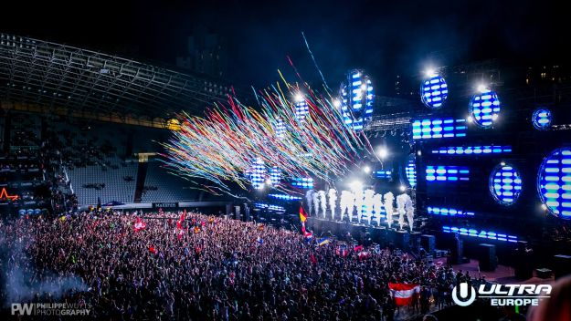 VIDEO Ultra na vrhuncu: Tisuće partijanera čekaju zoru na Poljudu