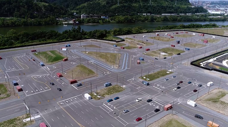 VIDEO Uber ima gradić u kojem testira sustave autonomne vožnje