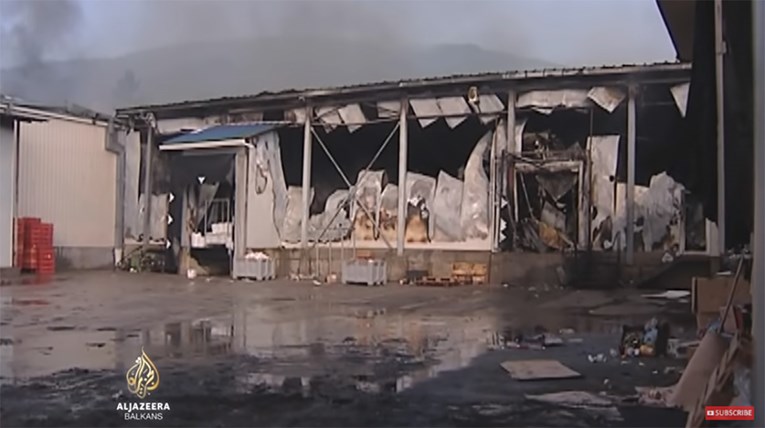 VIDEO Potpuno izgorjela najveća tvornica za proizvodnju i preradu mesa u Crnoj Gori