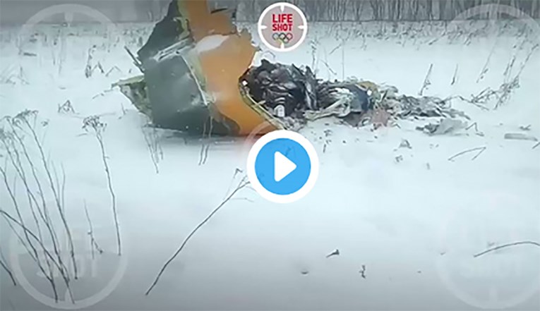 VIDEO Objavljena snimka pada ruskog aviona, 71 osoba poginula
