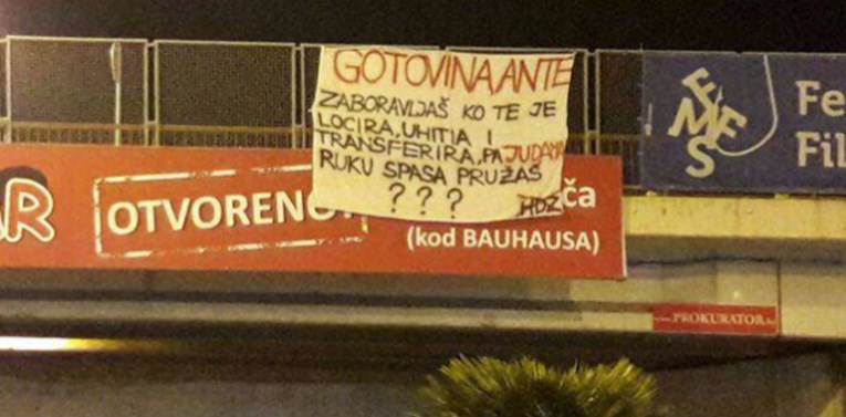 FOTO U Splitu osvanula žestoka poruka protiv Gotovine: "Judama pružaš ruku spasa?"