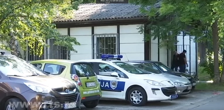 VIDEO Ubojstvo u Beogradu: Muž pred djecom zatukao ženu kamenom u Centru za socijalni rad