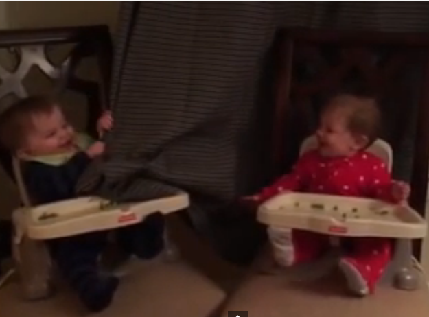 VIDEO: Ovi blizanci će vam dokazati da su igračke totalno out!