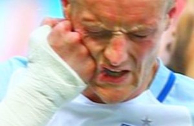 Uznemirujuća scena: Vardy sam sebe brutalno kaznio zbog promašaja