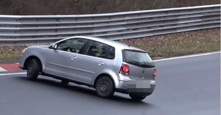 VIDEO Izveo VW Polo na stazu i pošteno se obrukao