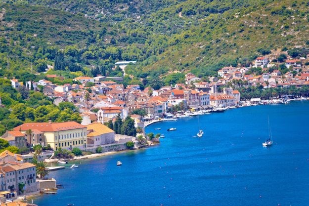Ovaj hrvatski otok Harper´s Bazaar smatra jednim od najromantičnijih mjesta na svijetu