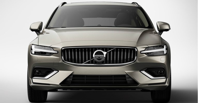 Novi Volvo S60 uhvaćen bez maske