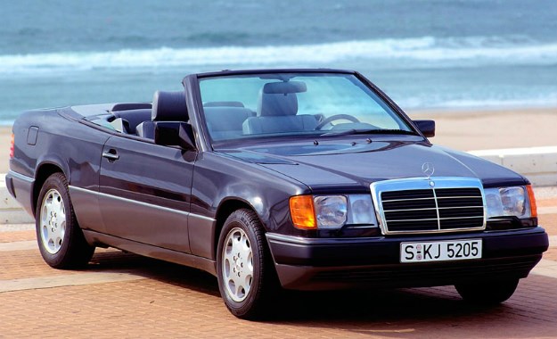 E klasa Cabriolet: Četvrt stoljeća Mercedesove legende