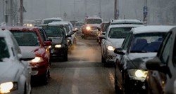 UPOZORENJE U Zagrebu pada ledena kiša, prekinute autobusne linije