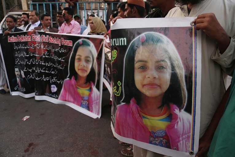 Pakistanska policija uhitila osumnjičenog za silovanje i ubojstvo 7-godišnje Zainab