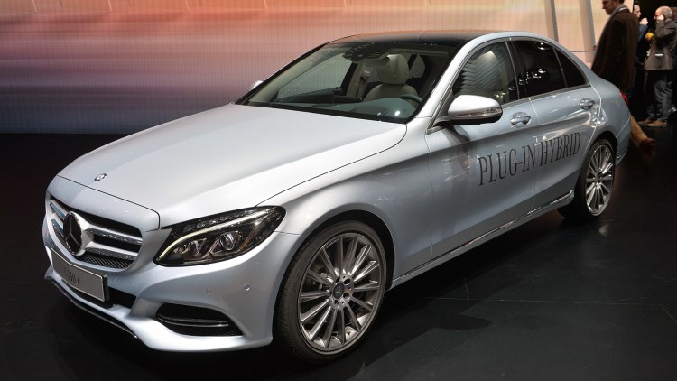 Mercedes najavio čak deset novih hibridnih vozila!