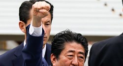 Japanski premijer dogovorio s biznismenima: Spuštamo poreze, vi dignite plaće