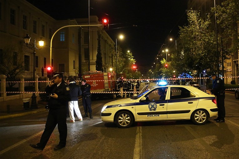Dvojica napadača pucala na sjedište ljevičarske stranke u Ateni