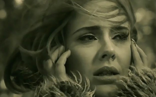 Adele gazi sve pred sobom: "Hello" srušio još jedan rekord