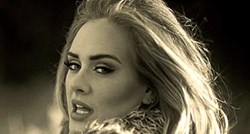 VIDEO Adele zaboravila tekst pa psovala na koncertu