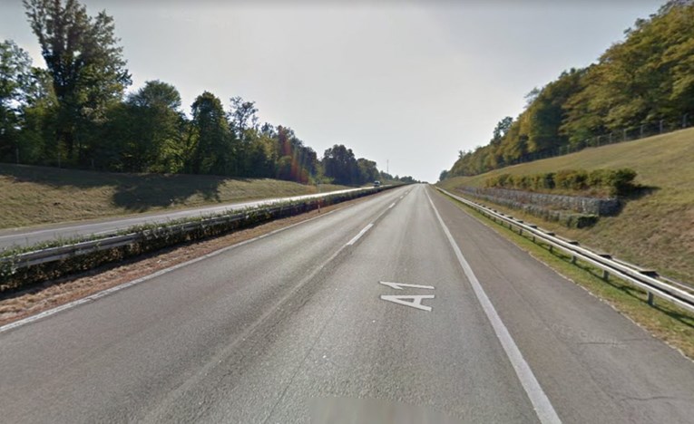 U sudaru na autocesti kod Zagreba ozlijeđene četiri osobe
