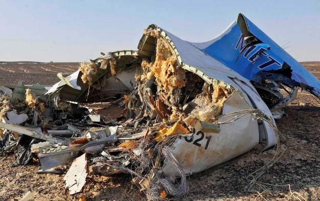 Bomba koja je srušila ruski Airbus bila je u glavnoj kabini ispod putničkog sjedišta