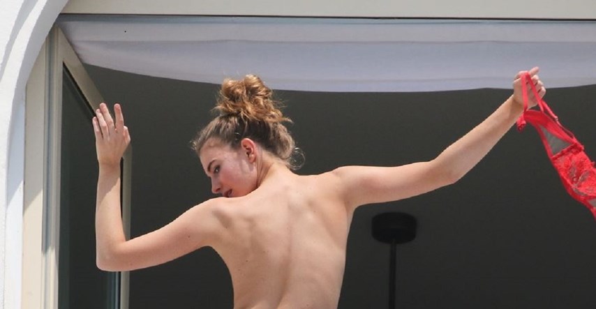Izašla na balkon i svima pokazala gole grudi tijekom festivala u Cannesu (18+)