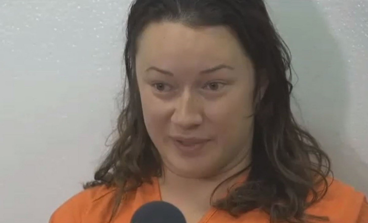 Nakon samo jednog spoja poslala mu 65 tisuća poruka: "Nisam luda, zaljubljena sam"