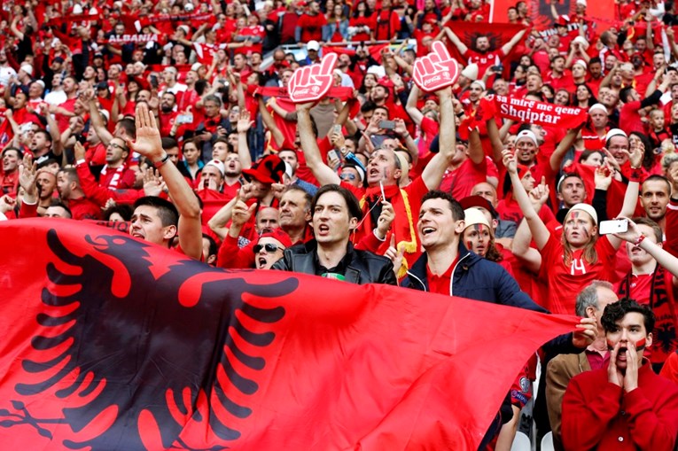 Albanci dočekani kao heroji: Za gol na Euru dobili milijun eura i diplomatske putovnice