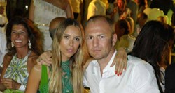 Ruski milijarder u strahu - supruzi Sandri zabranio da sa kćeri dođe u Beograd
