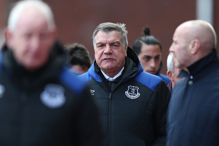 Everton smijenio bijesnog Big Sama: "Šokiran sam i gadi mi se"