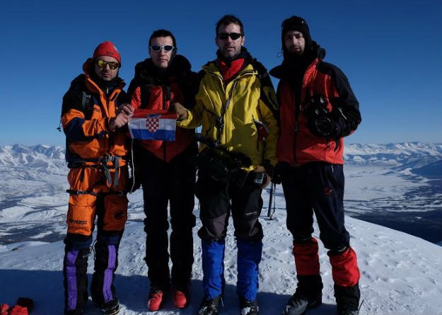 Zadarski alpinisti prvi u 25 godina osvojili sibirsku Zlatnu planinu