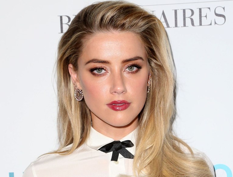 Samo par mjeseci nakon razvoda od Johnnyja Deppa, Amber Heard udaje se za slavnog milijardera?