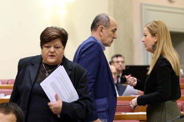 Ambrušec iz Mosta: Treba smijeniti i sve Radmanove urednike, a na HRT poslati inspekciju