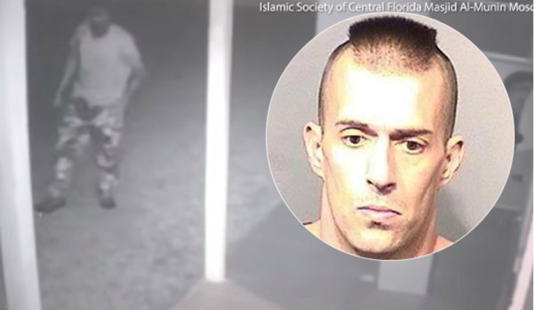Amerikanac dobio 15 godina zatvora jer je razbijao po džamiji i na podu ostavio komad slanine
