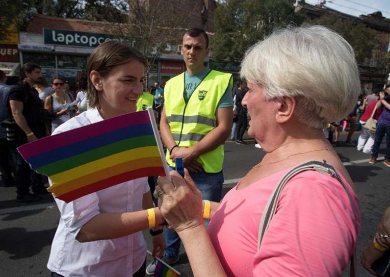 Možete li zamisliti da Hrvatska dobije gay premijera porijeklom iz Srbije?