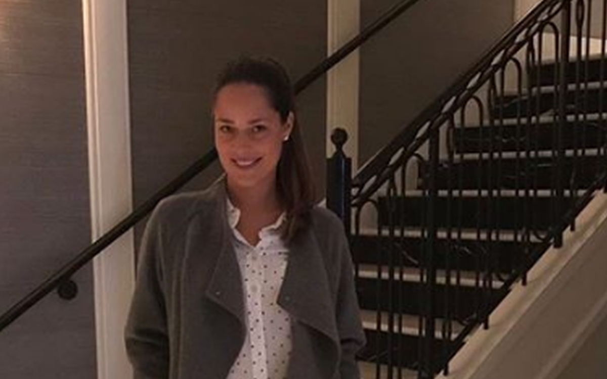 FOTO Ana Ivanović pokazala figuru i potakla pitanja: "Treći mjesec ili samo košulja?"
