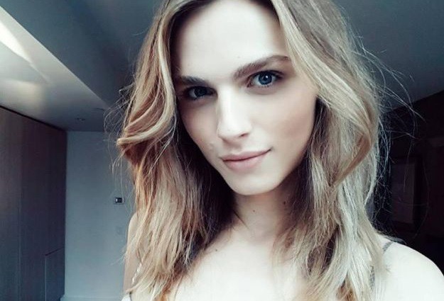 Andreja Pejić bori se protiv cenzure društvenih mreža pokazujući gole grudi