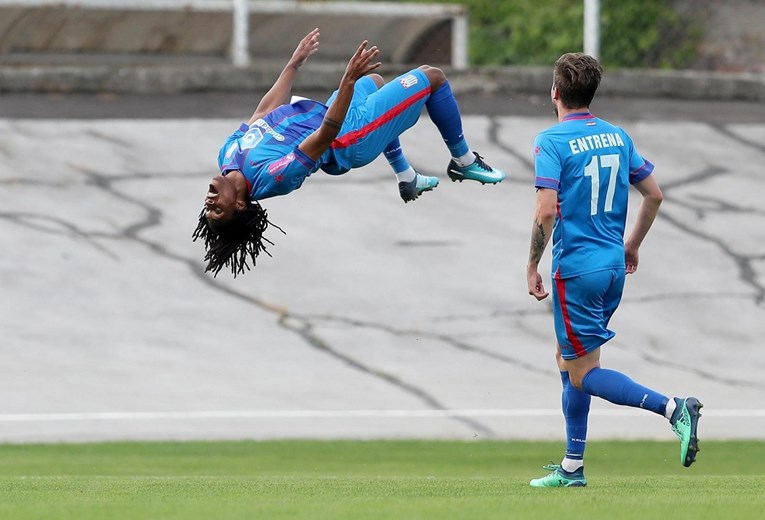 Pogledajte kako je Rudešov junak akrobacijom proslavio gol protiv Hajduka