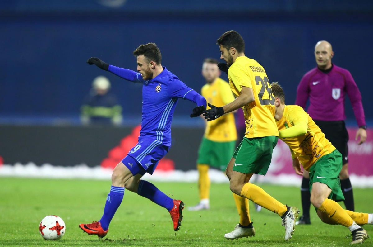 Angelo Henriquez napušta Dinamo?