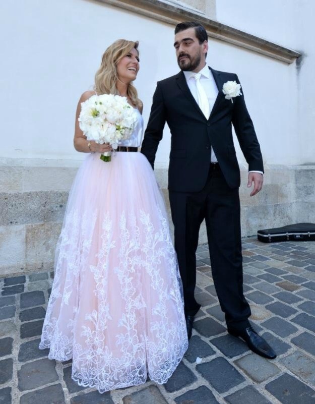 Antonija Blaće izgovorila sudbonosno "da": Nakon šest godina veze vjenčala se s Hrvojem Brlečićem