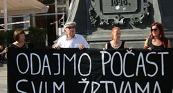 VIDEO Antiratni skup u Zagrebu osiguravala interventna policija, strani turisti nosili vodu prosvjednicima