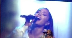 VIDEO Sad svi pričaju o posljednjim riječima koje je Ariana Grande rekla publici prije eksplozije