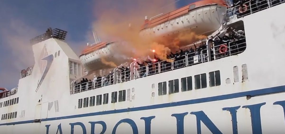 Pogledajte kako je Armada "zapalila" Hajdukov grad
