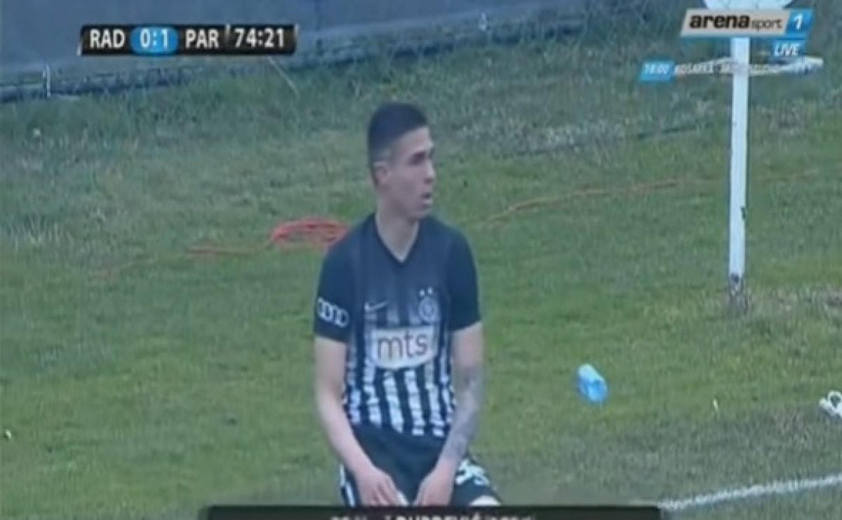 Pogledajte promašaj napadača Partizana kojem se smije Srbija