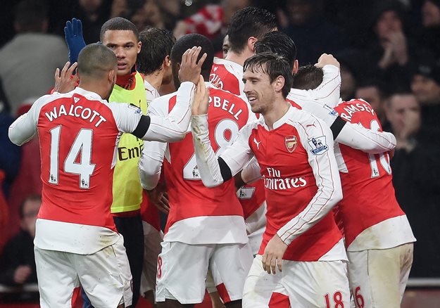 Rooney spasio United i Van Gaala, Arsenal ostao sam na vrhu