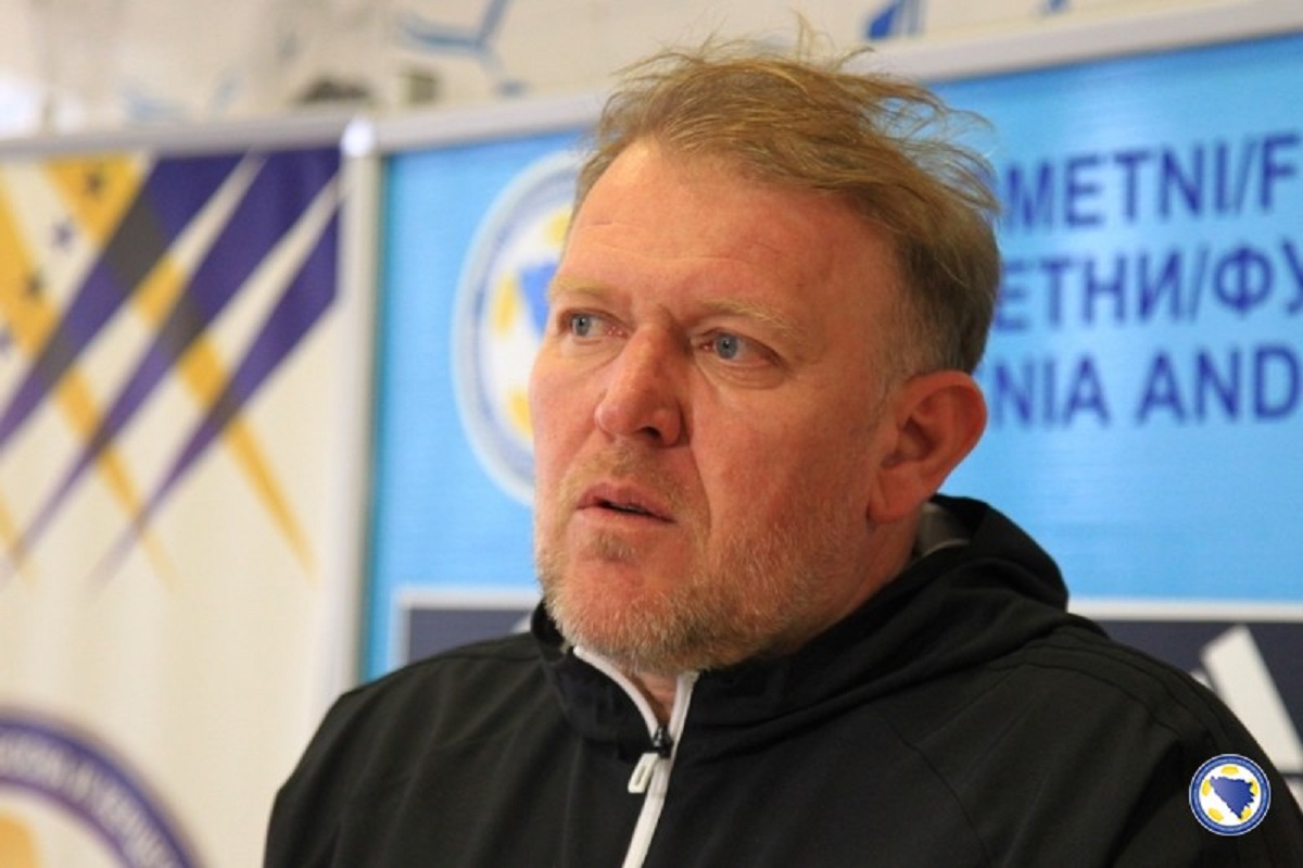 PROSINEČKI OKUPIO BIH REPREZENTACIJU "Svi će dobiti šansu, kod mene nema mlad ili star"