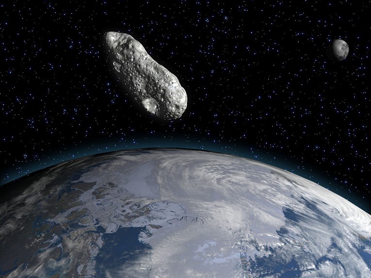 Pored Zemlje je proletio asteroid veličine autobusa
