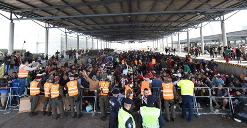 U Austriju tijekom vikenda ušlo preko 23.000 izbjeglica