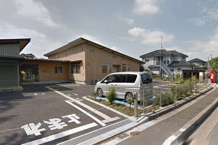 Autistični tinejdžer u Japanu umro nakon što su ga njegovatelji ostavili u vrućem minibusu