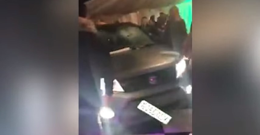 VIDEO Autom se zabio u klub u Britaniji, 13 ozlijeđenih: "Nisu ga pustili unutra"