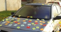 Iznenađenje na parkingu: Karlovčanka dečku oblijepila automobil ljubavnim porukama