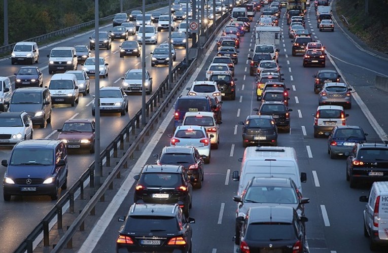 Stuttgart i Muenchen planiraju zabranu vozila na dizel