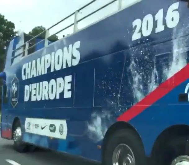 Portugalce će ovo razbjesniti kao ozljeđivanje Ronalda: Francuzi pripremili bus za pobjedničku paradu!